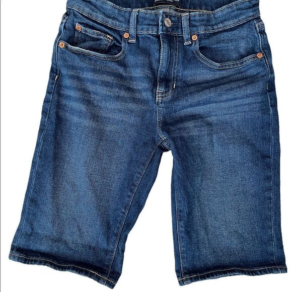 GAP Denim 9” Bermuda denim shorts, size 2/26. - Picture 1 of 4
